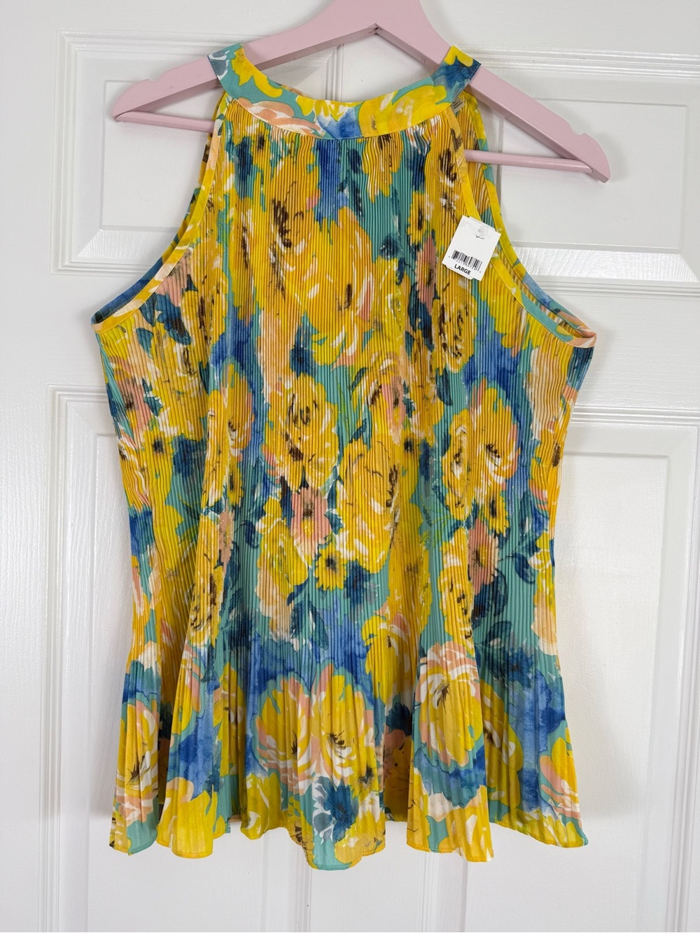 NWT Sioni Yellow Blue Floral Pleated Sleeveless  Top Large